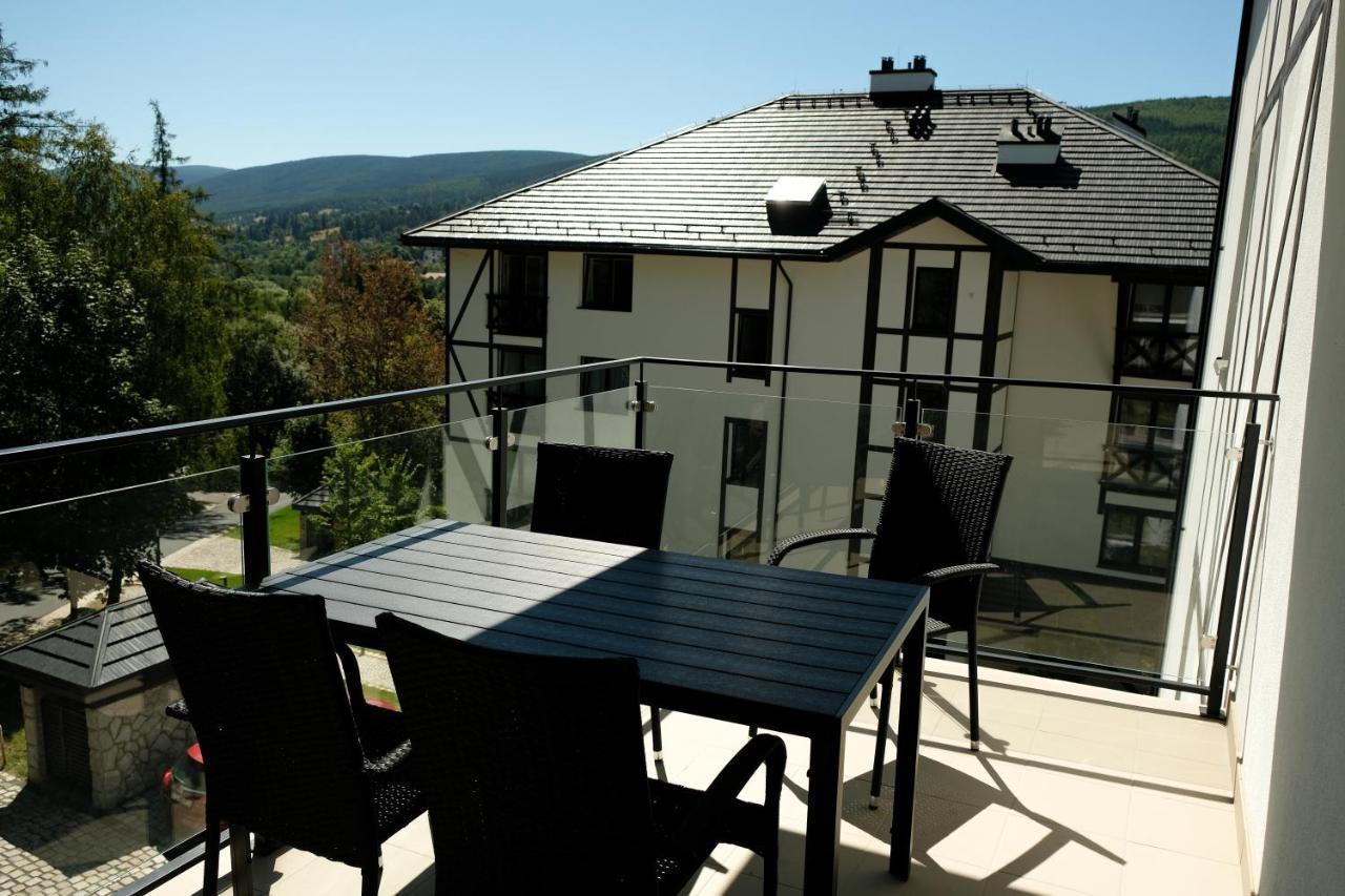 Apartamenty Rebergen w kompleksie Apartamenty Piano Świeradów-Zdrój Exterior foto